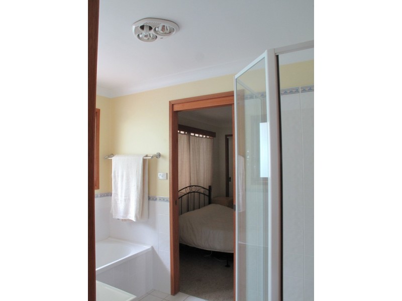 14 Ilett Street, Mollymook NSW 2539