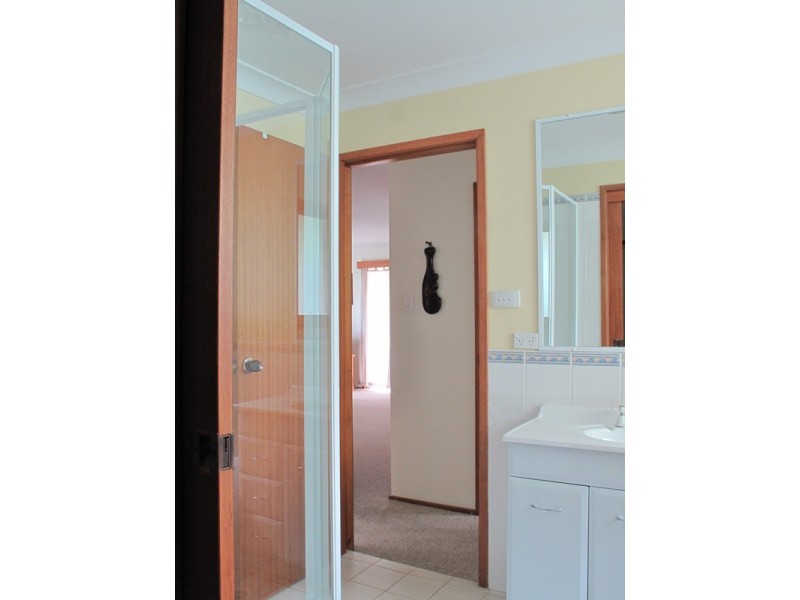 14 Ilett Street, Mollymook NSW 2539