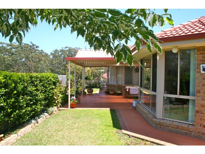 6 Wattlevale Pl, Ulladulla NSW 2539