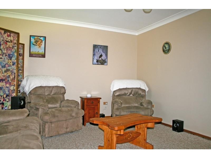 27 George Avenue, Kings Point NSW 2539