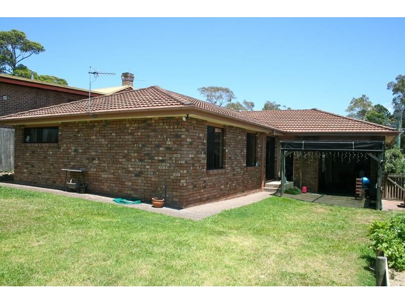 27 George Avenue, Kings Point NSW 2539