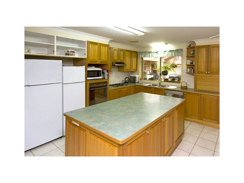 6 Callemondah Close, Narrawallee NSW 2539