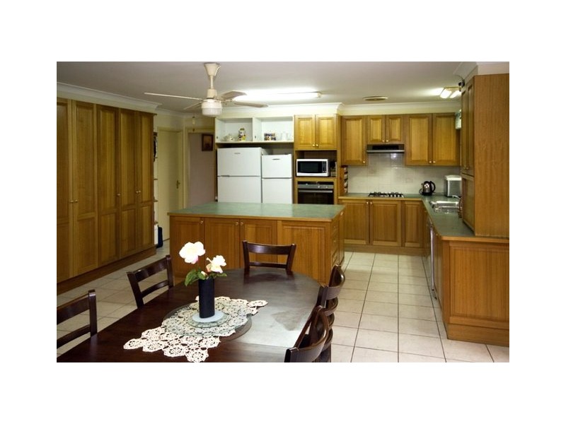 6 Callemondah Close, Narrawallee NSW 2539