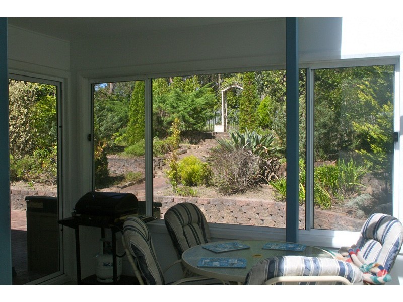 11 Blake Plc, Narrawallee NSW 2539