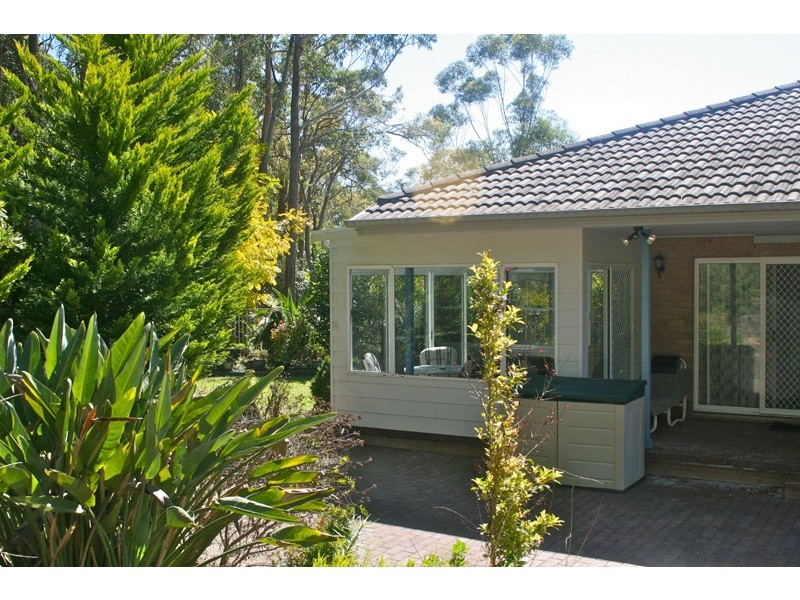 11 Blake Plc, Narrawallee NSW 2539