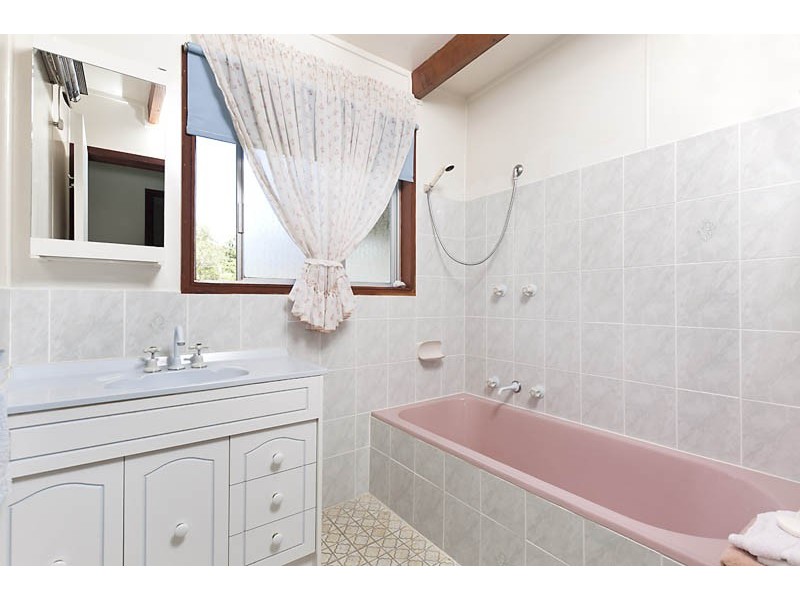 48 Wallaroy Drive, Burrill Lake NSW 2539