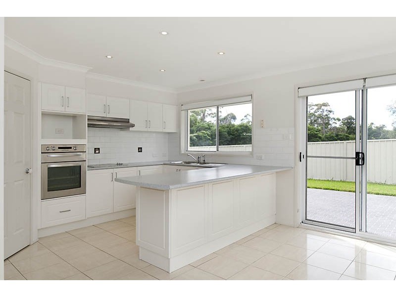 1 The Meadows, Mollymook NSW 2539