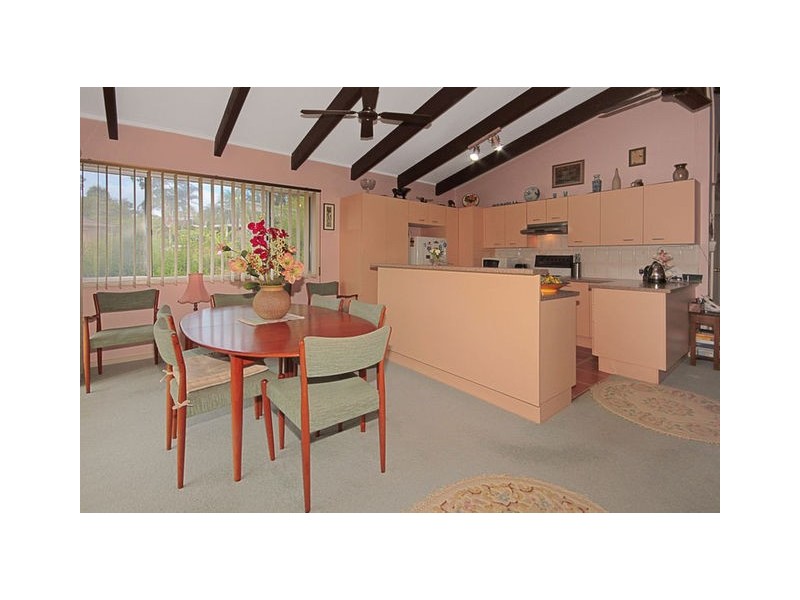 11 Tallwood Avenue, Narrawallee NSW 2539