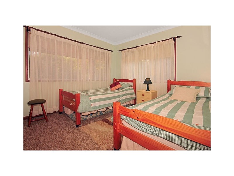 11 Tallwood Avenue, Narrawallee NSW 2539