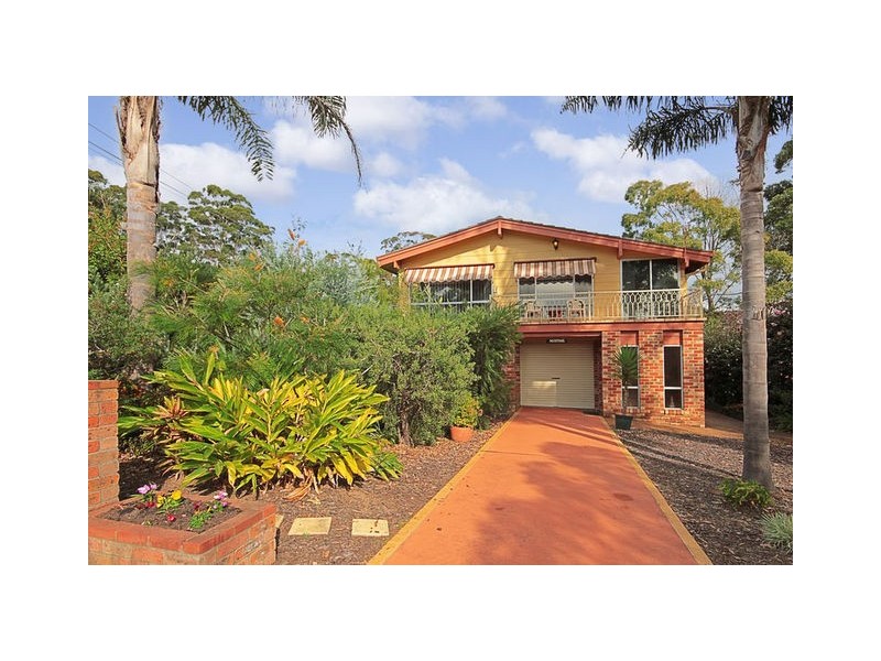 11 Tallwood Avenue, Narrawallee NSW 2539