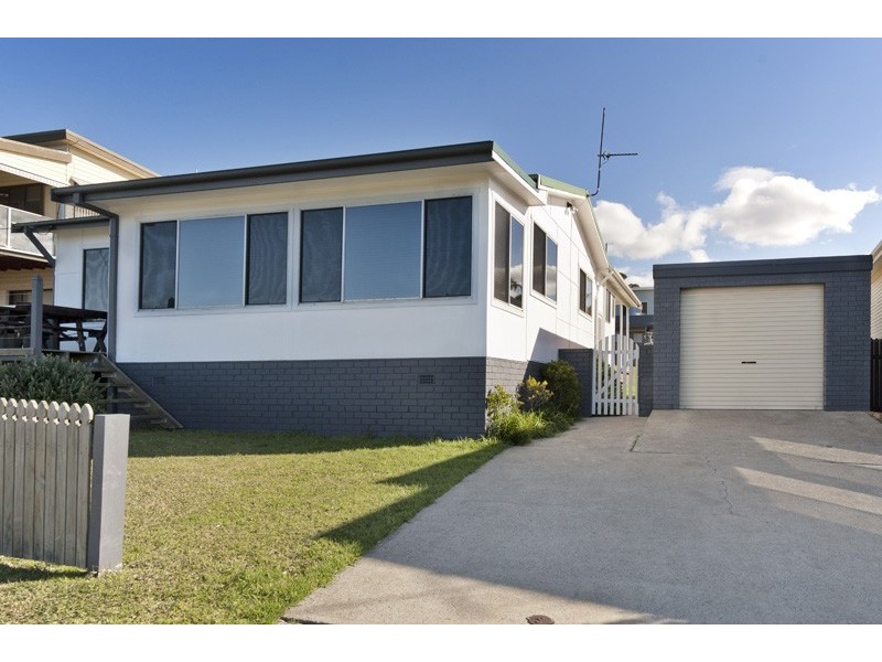 63 Seaside Parade, Dolphin Point NSW 2539