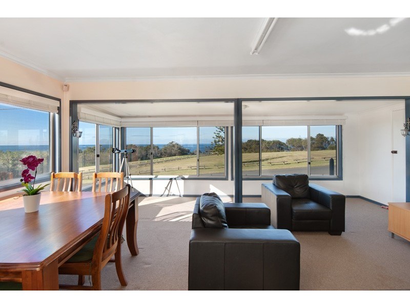 63 Seaside Parade, Dolphin Point NSW 2539