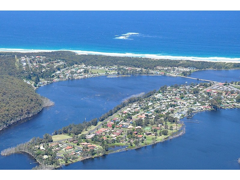 48 McDonald Pde, Burrill Lake NSW 2539