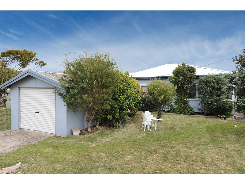 48 McDonald Pde, Burrill Lake NSW 2539
