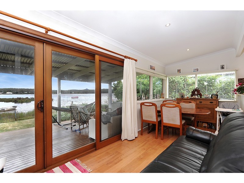48 McDonald Pde, Burrill Lake NSW 2539