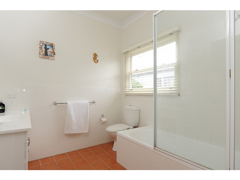 48 McDonald Pde, Burrill Lake NSW 2539