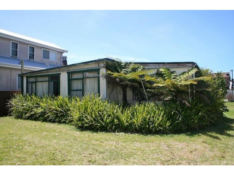 35 Powell Ave, Ulladulla NSW 2539