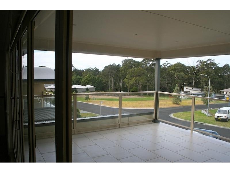 6/24 Wuru Drive, Burrill Lake NSW 2539