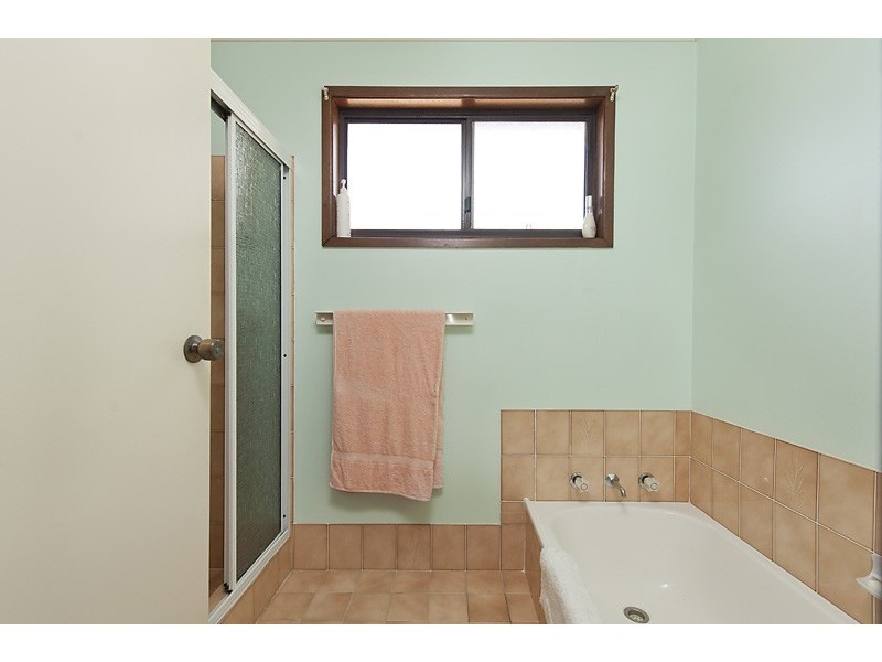 19 Valley Drv, Mollymook NSW 2539