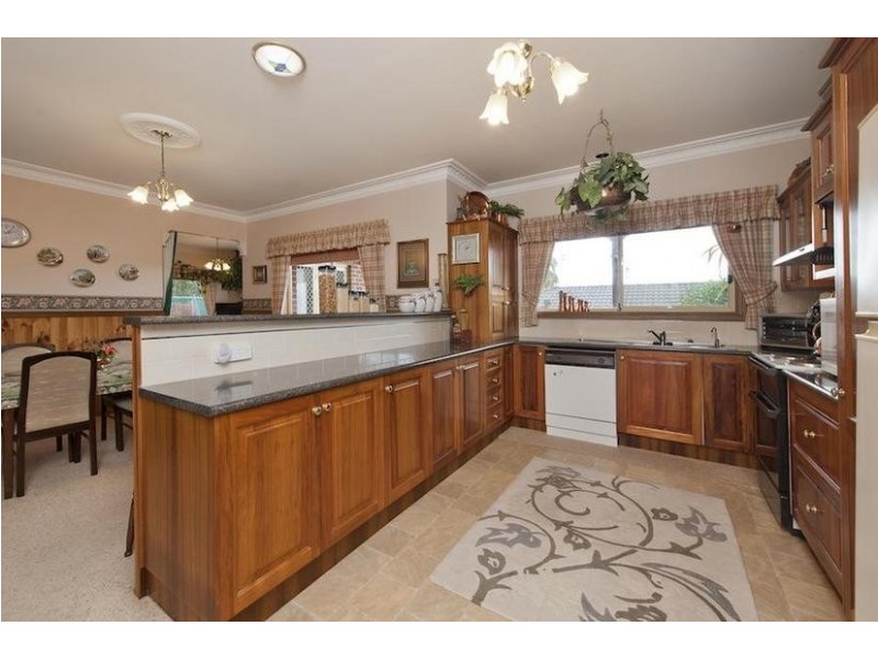 6 Forest Way, Mollymook NSW 2539