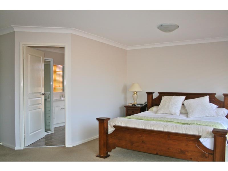 36 Royal Mantle Drive, Ulladulla NSW 2539