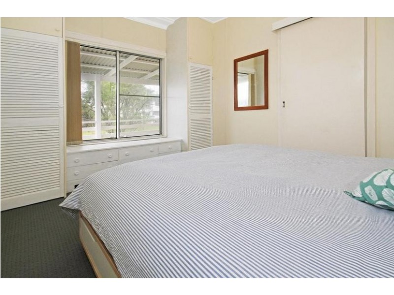 5 Vista Drive, Dolphin Point NSW 2539