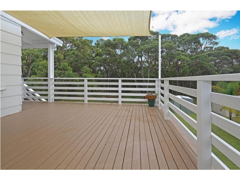 5 Vista Drive, Dolphin Point NSW 2539
