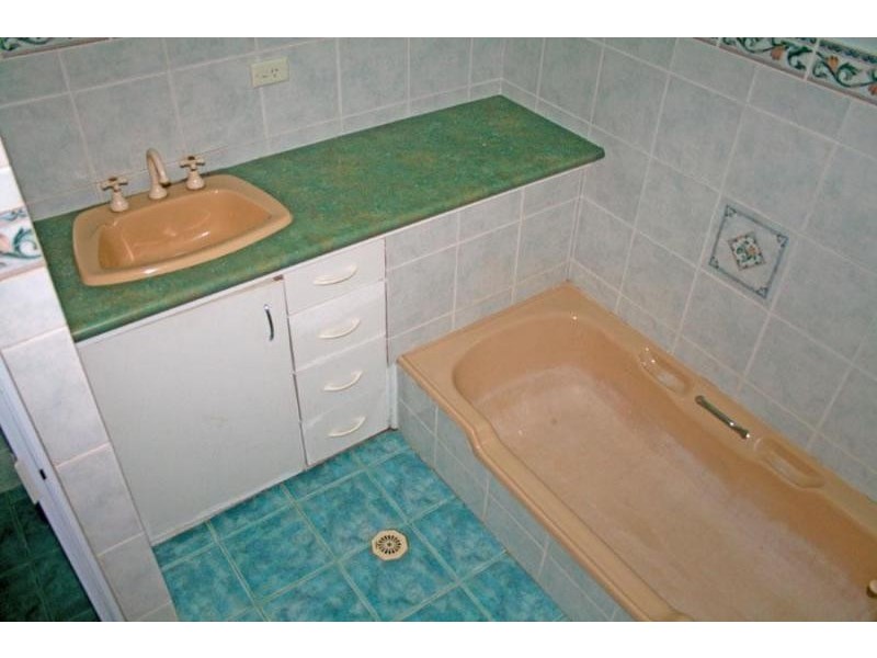 13 Canberra Crescent, Burrill Lake NSW 2539