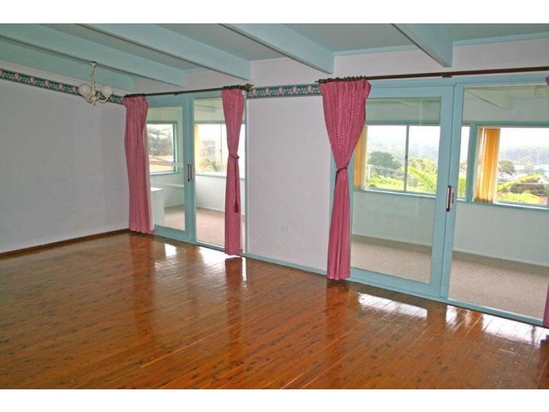 13 Canberra Crescent, Burrill Lake NSW 2539