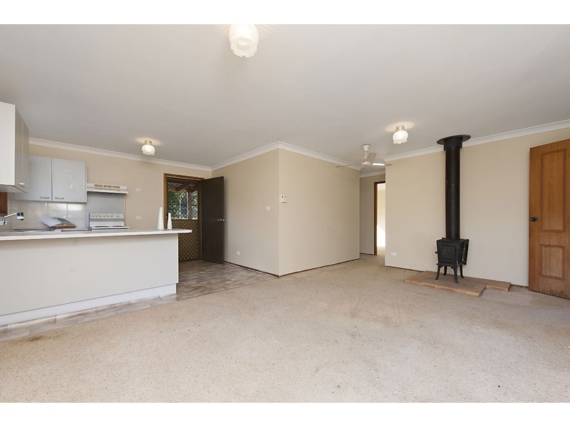 8 Paterson Close, Lake Tabourie NSW 2539