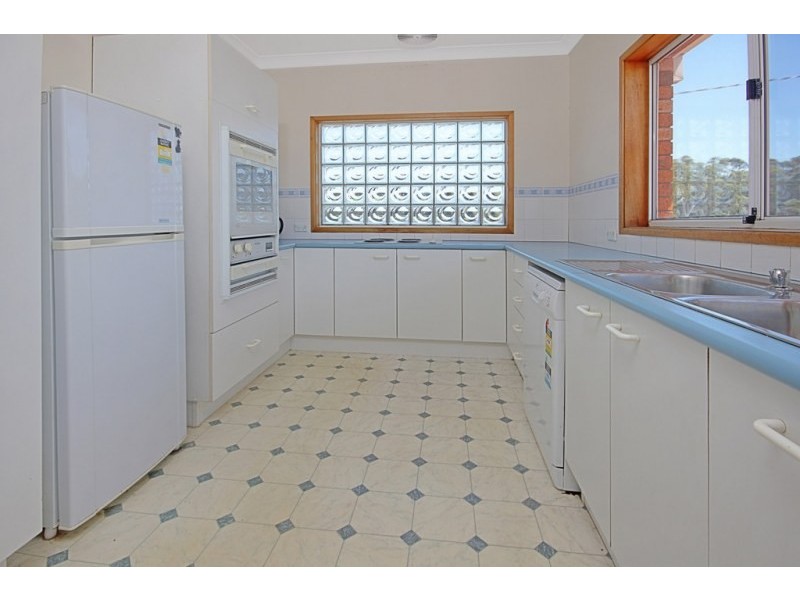 22 Canberra Crescent, Burrill Lake NSW 2539