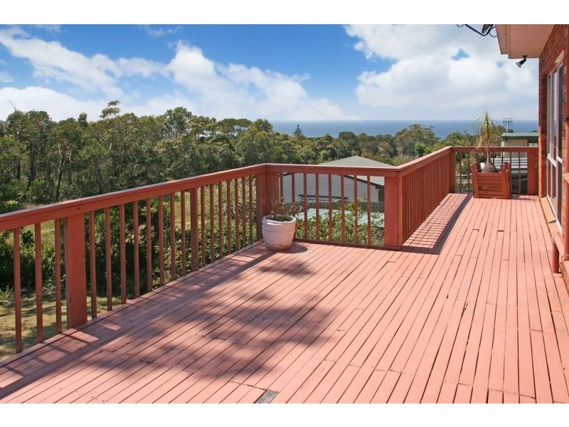 22 Canberra Crescent, Burrill Lake NSW 2539