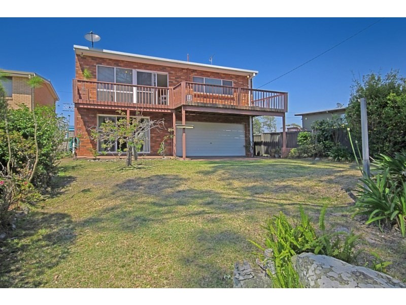 22 Canberra Crescent, Burrill Lake NSW 2539