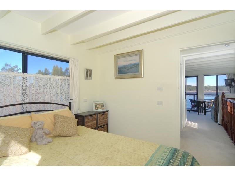 4 McDonald Parade, Burrill Lake NSW 2539
