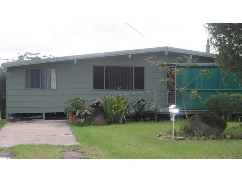 75 Cornfield Parade, Fishermans Paradise NSW 2539