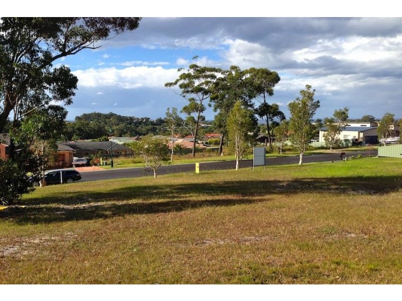 87 Golden Wattle Drive, Ulladulla NSW 2539