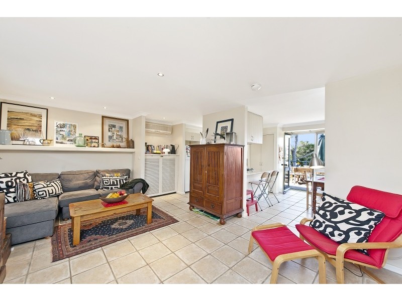 50 Carroll Avenue, Mollymook NSW 2539
