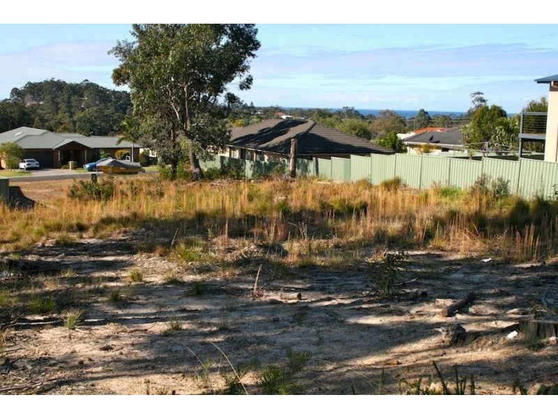 92 Golden Wattle Drive, Ulladulla NSW 2539