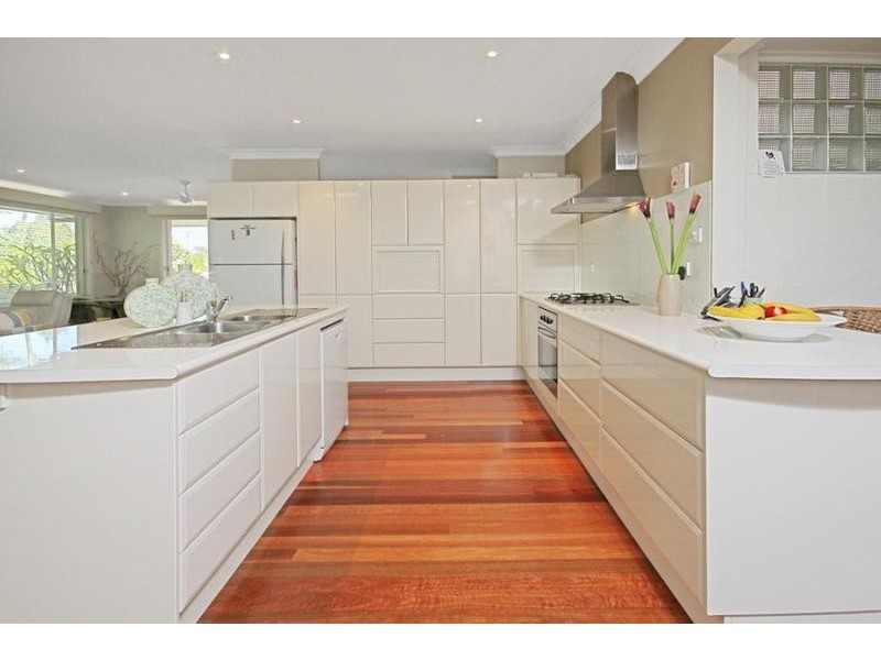 44 Lakeview Drive, Burrill Lake NSW 2539
