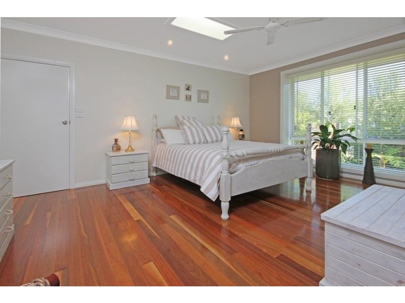 44 Lakeview Drive, Burrill Lake NSW 2539