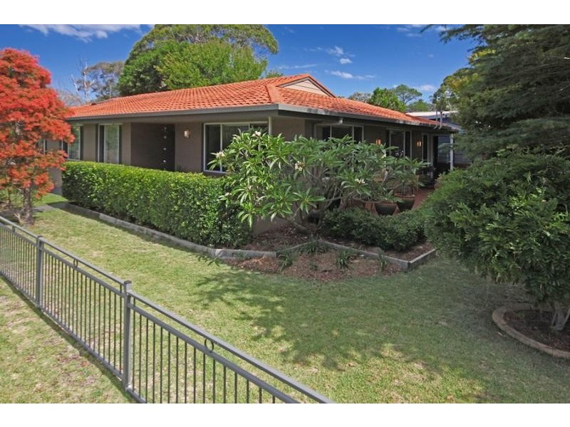 44 Lakeview Drive, Burrill Lake NSW 2539