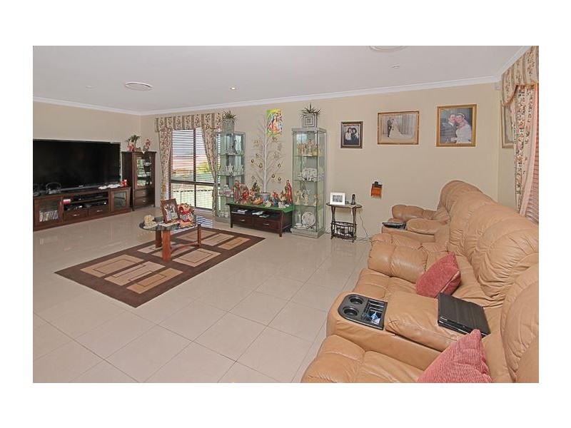 86 Golden Wattle Drive, Ulladulla NSW 2539