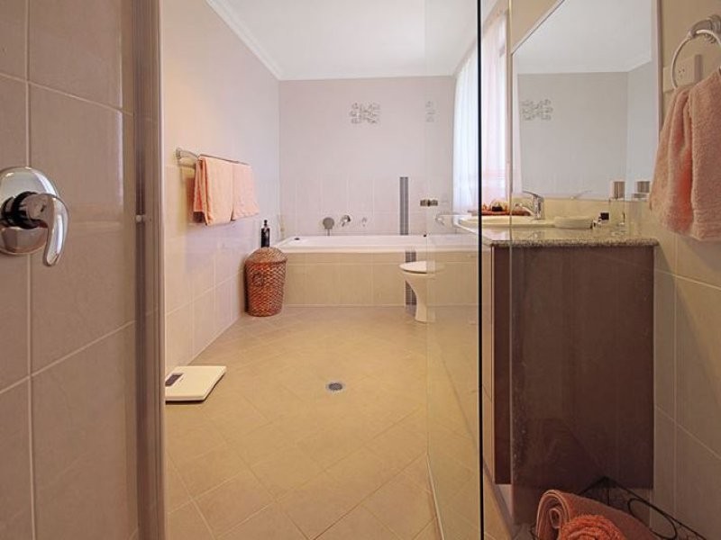 28 Hollywood Avenue, Ulladulla NSW 2539