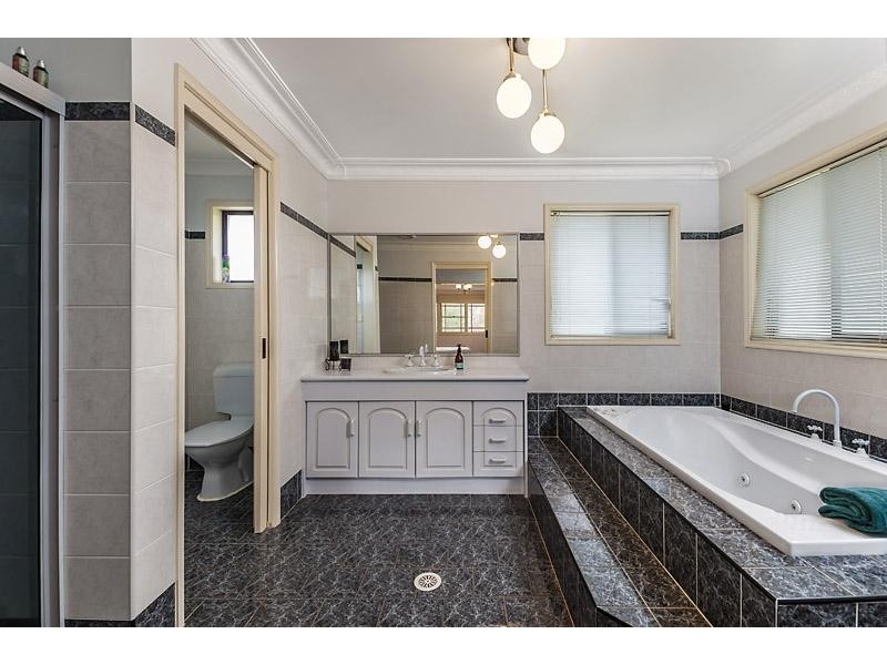 3 The Court, Mollymook NSW 2539