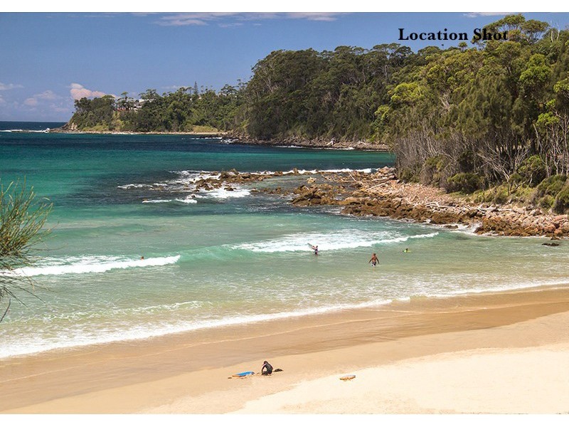 17 Surfers Ave, Narrawallee NSW 2539