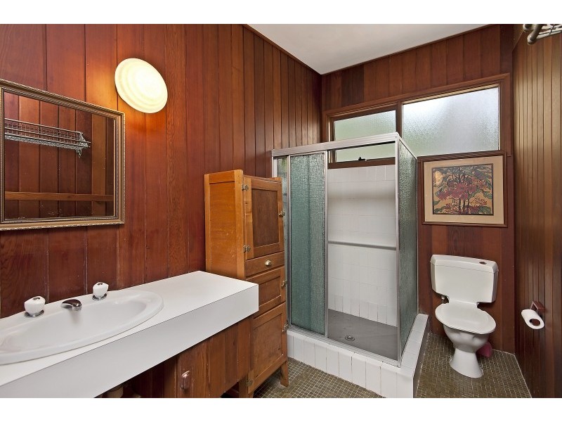 17 Surfers Ave, Narrawallee NSW 2539