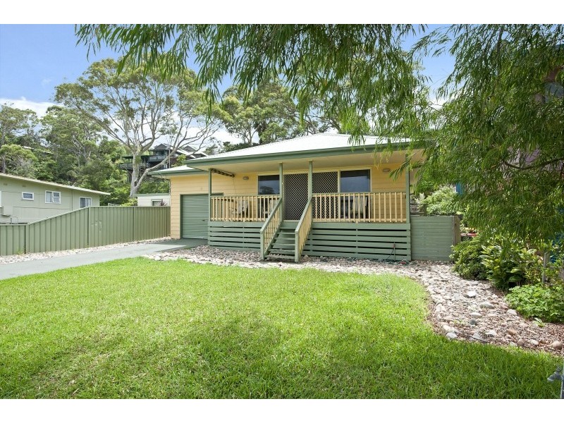 33 Commonwealth Ave, Burrill Lake NSW 2539
