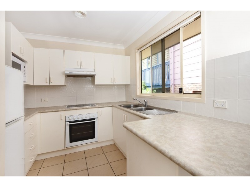 33 Commonwealth Ave, Burrill Lake NSW 2539