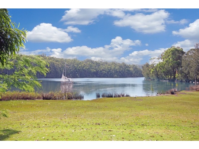 13 Windemere Drive, Conjola Park NSW 2539