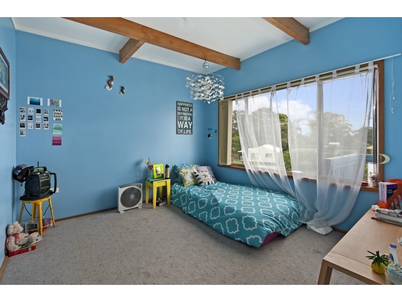 42 Wyoming Avenue, Burrill Lake NSW 2539